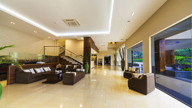Best Western Premier Garden Hotel אנטבה מראה חיצוני תמונה
