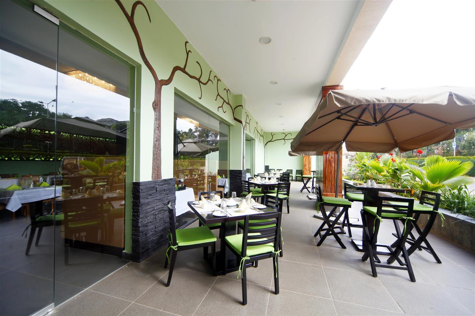 Best Western Premier Garden Hotel אנטבה מראה חיצוני תמונה